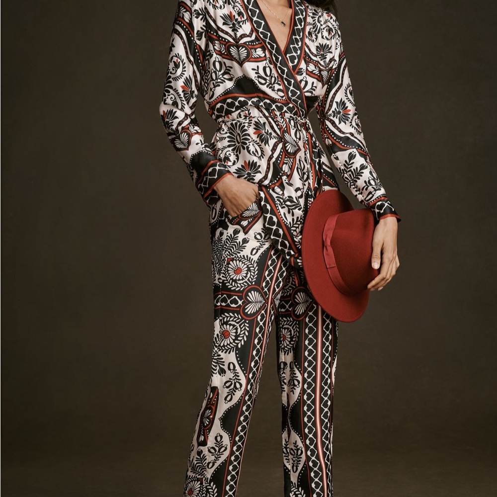 FARM Rio Black and Red black and cream silky light Patterned Trousers